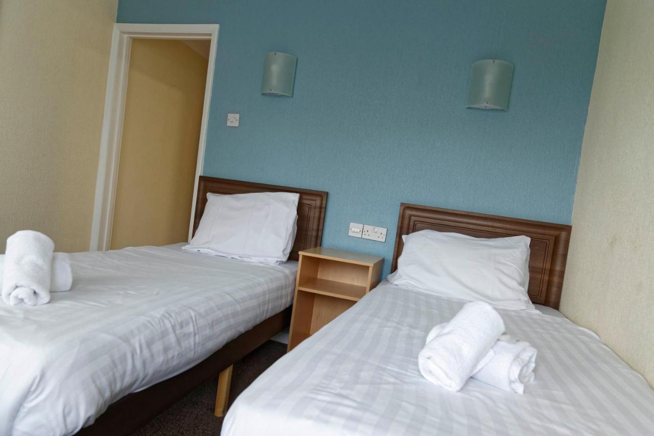 Sand Bay Holiday Village - Adults Only ウェストン・スパー・メア エクステリア 写真