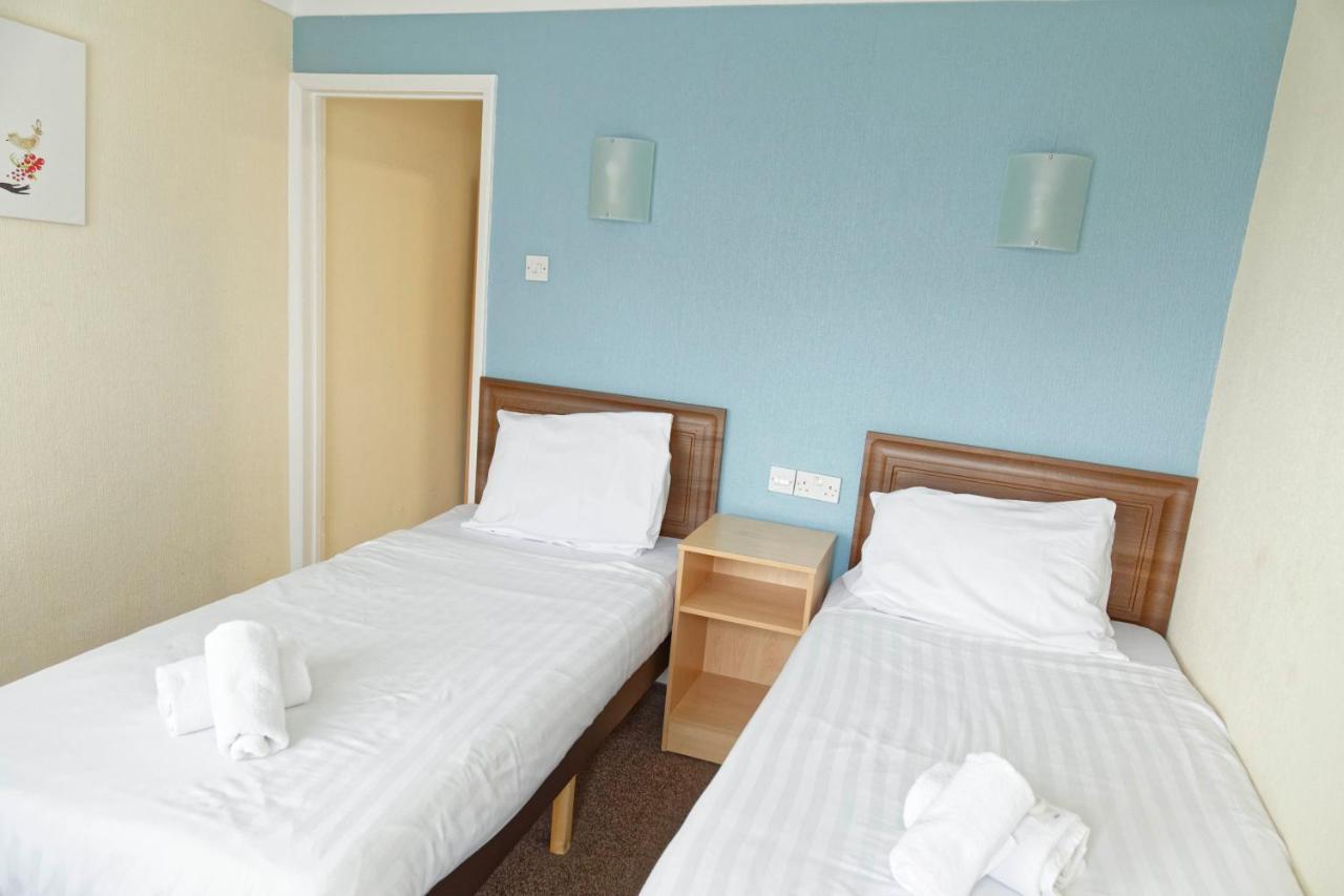Sand Bay Holiday Village - Adults Only ウェストン・スパー・メア エクステリア 写真